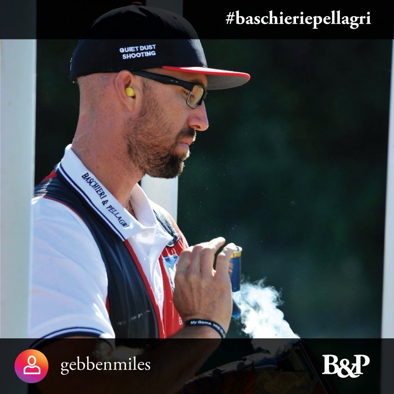 BP_Italia's tweet image. 🏆🎯 On the #shooting range with the Multi World Champion #GebbenMiles who chose our competition #shotshells. Thanks Gebben, we're honored! ❤
