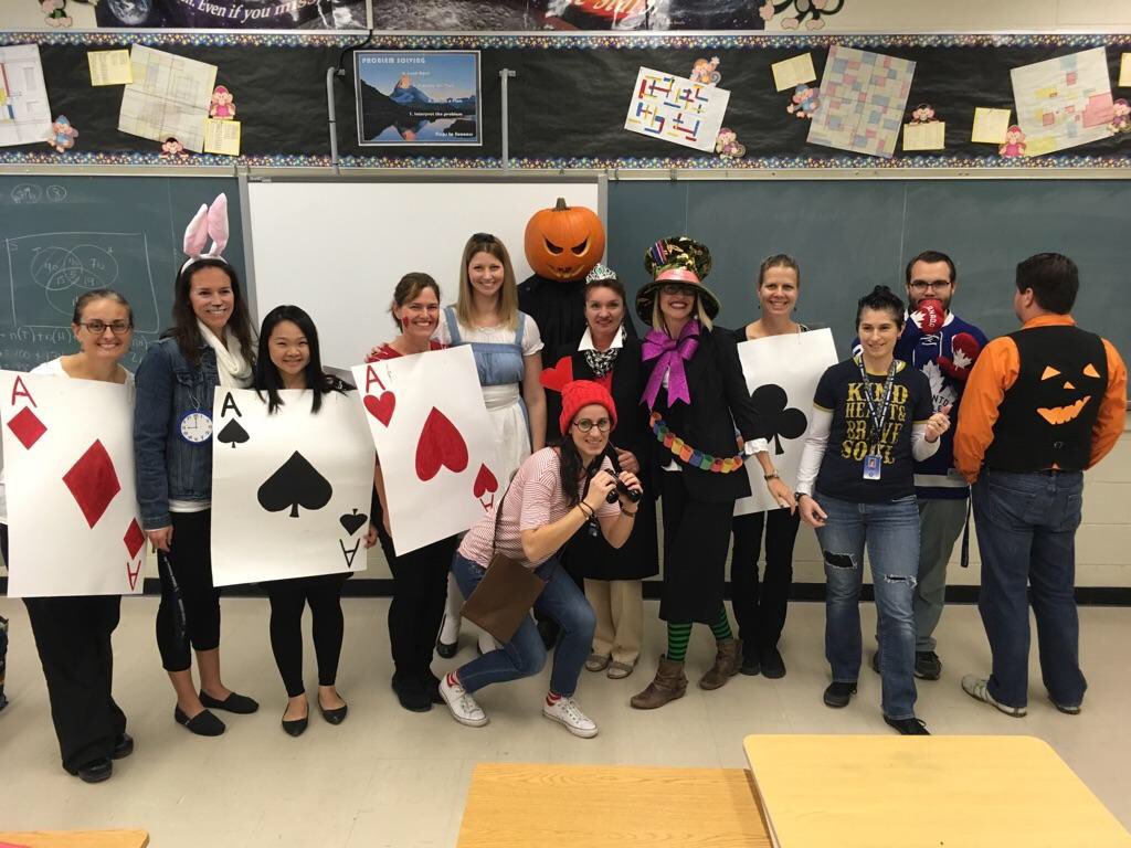 Anna Tran tweet media