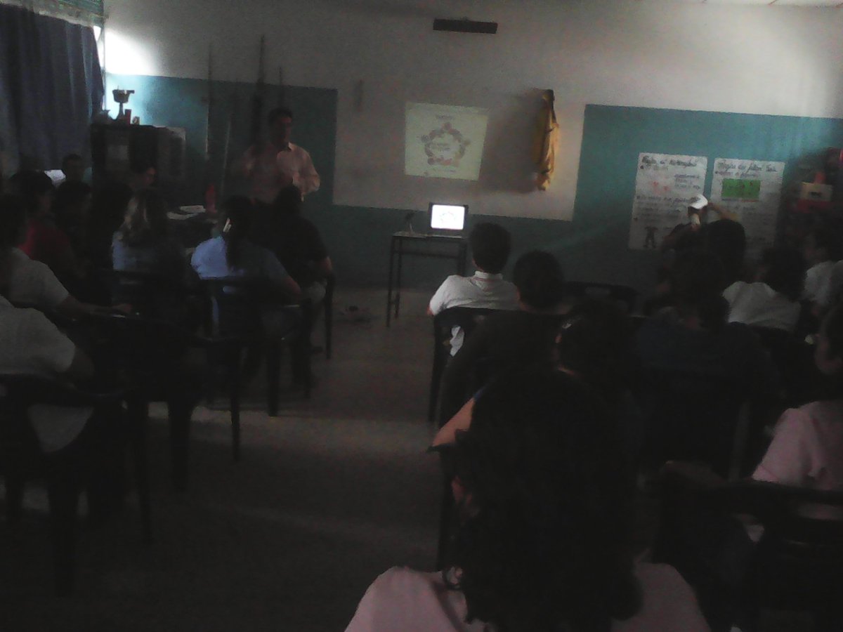 belkystr's tweet photo. Socialización del I momento acuerdos de convivencia, UE Carlos Rangel Lamus.@PdeOrientacion,@pdetachira,@charlychaves ,@divceup https://t.co/f6sUvBkdjf