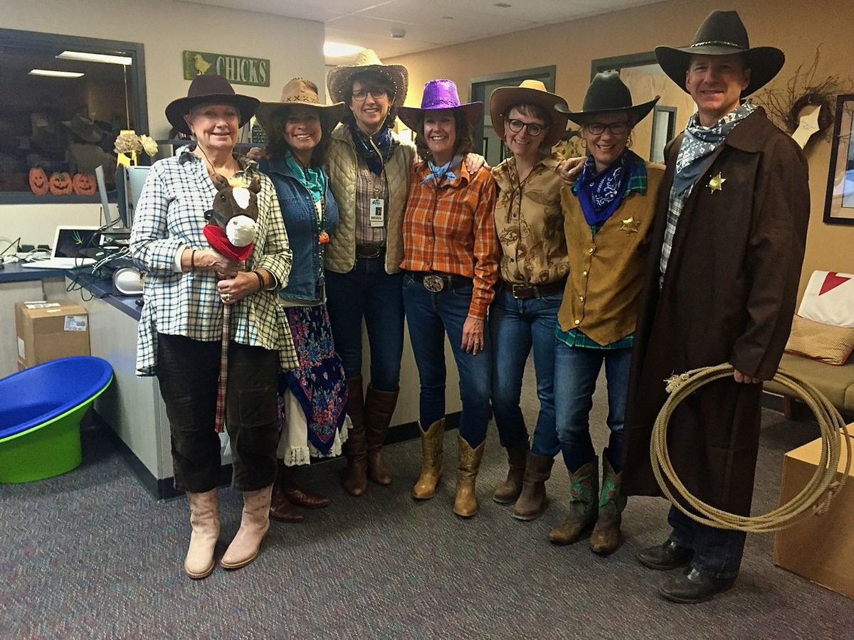 fce_school's tweet photo. Happy Halloween from FCE! @ELeducation, thanks for adding to our costumes!  #FCE #EL25 https://t.co/tqEY9eoSB7