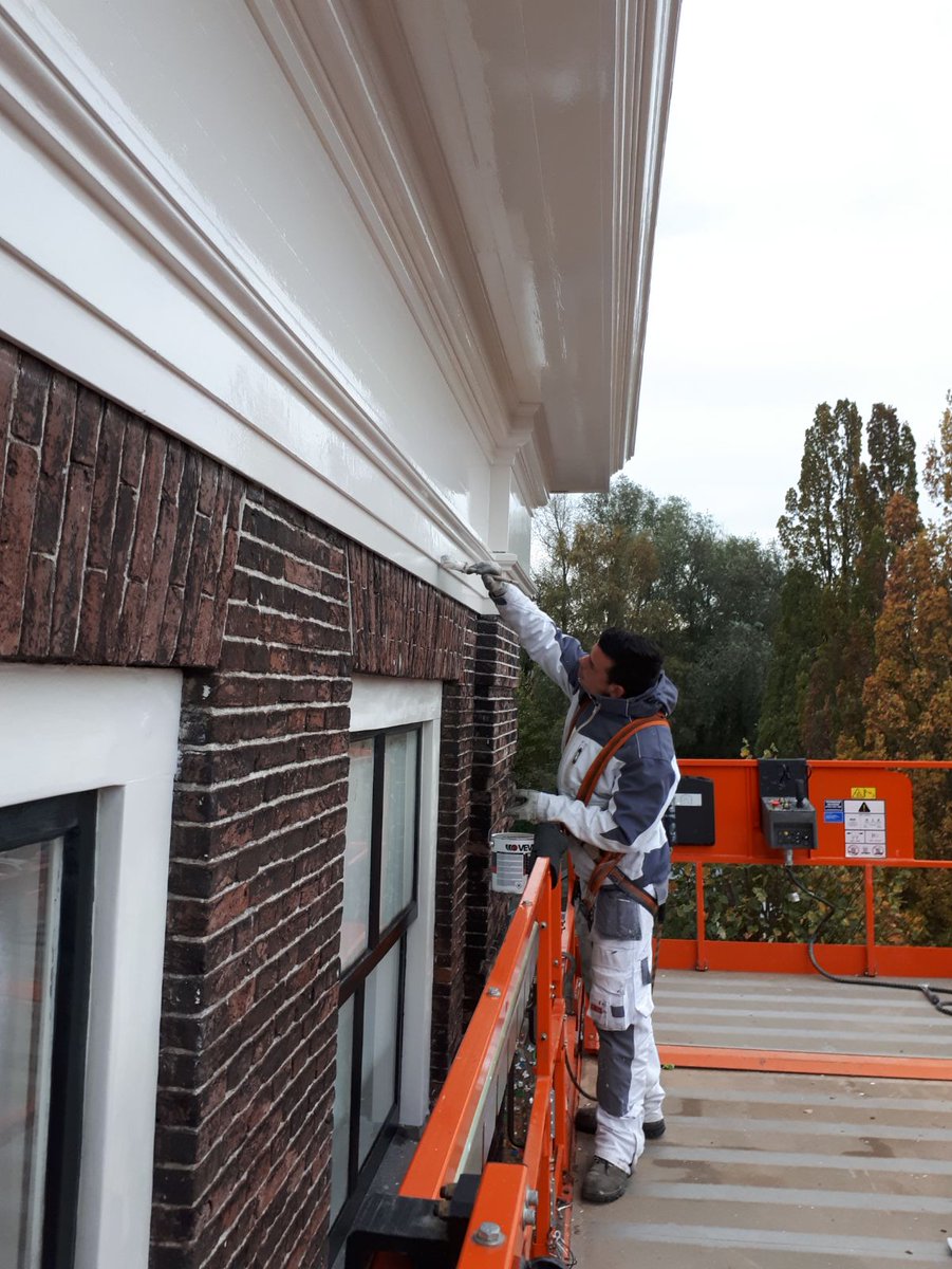 VanDeVeldeBV's tweet photo. Vakwerk in opdracht van #QuaWonen bij het 'Doelenplein' in Schoonhoven https://t.co/P3WFeIF3iq