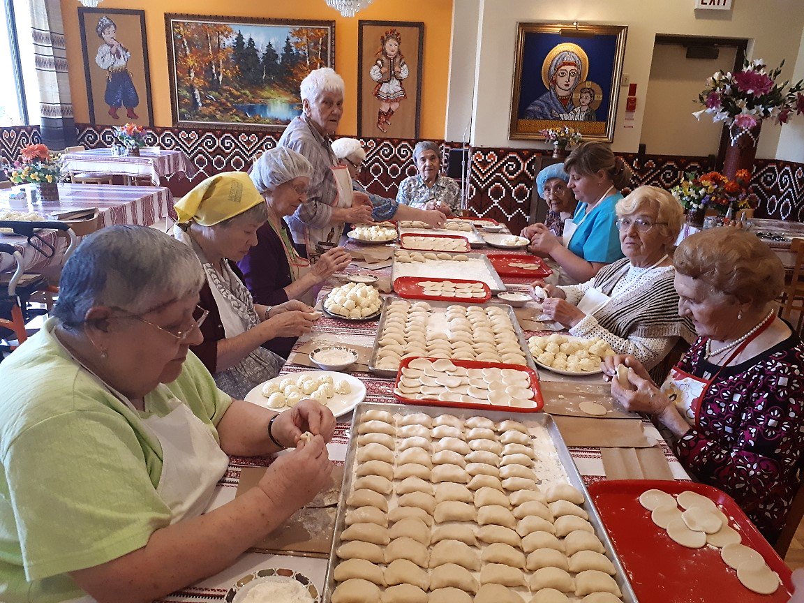 IvanFrankoHomes's tweet photo. #autumn #youworkwerelax #homemadepierogies #SPA #auromatherapy #womanstalk #deliciousdinner #sourcream https://t.co/elP84RmqrA