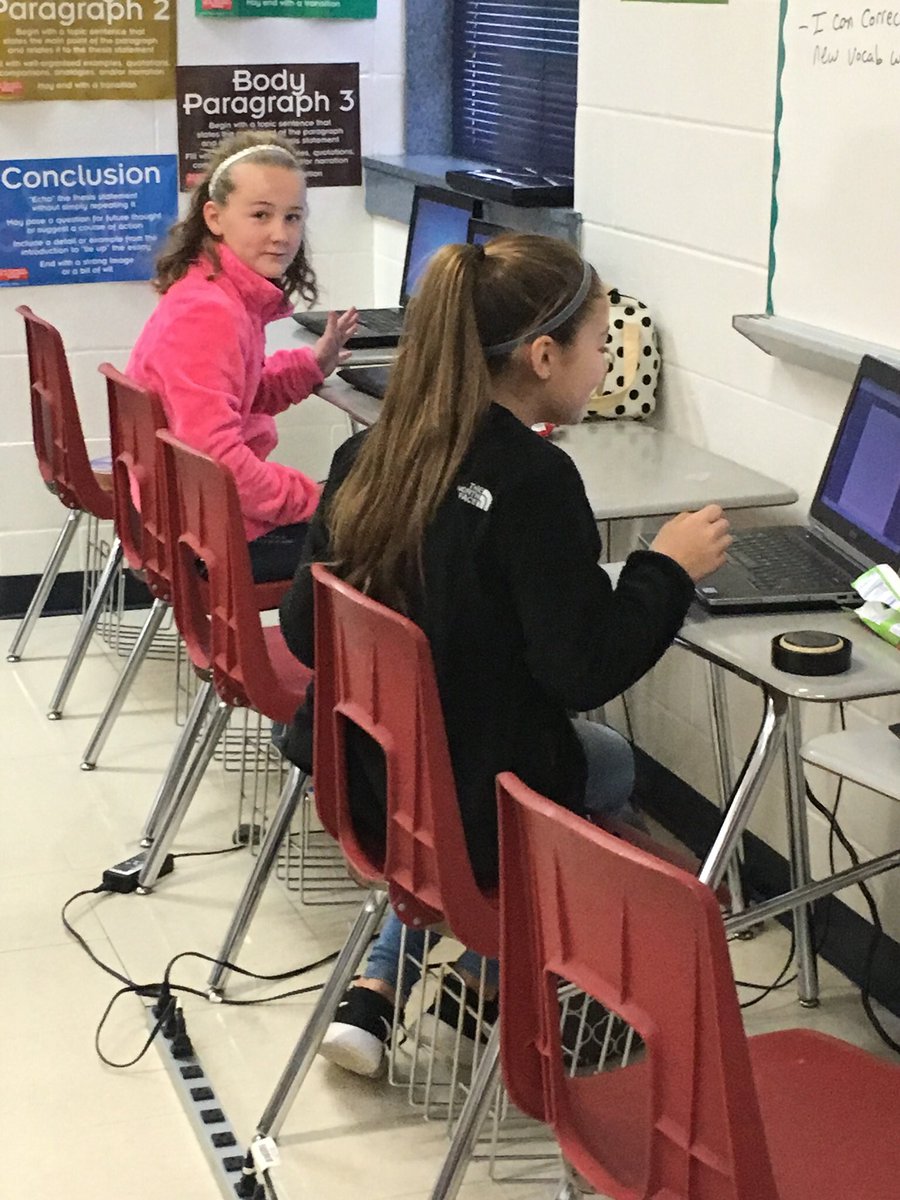 Todd_Hall6's tweet photo. Impressed that a few Ss couldn’t stop writing, so they voluntarily continued working while eating lunch.  #WeAreMCUSD https://t.co/Umqk2OyAlE