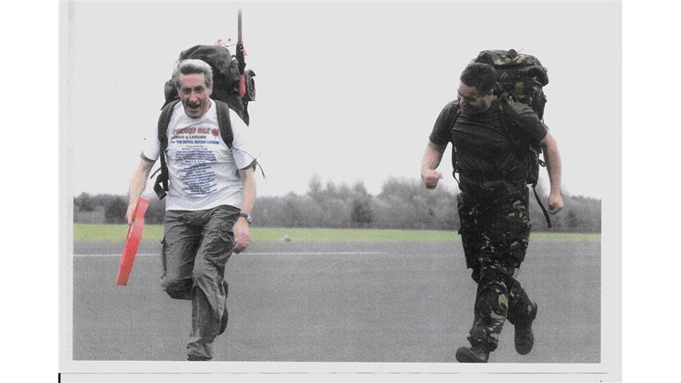PoppyLegion's tweet photo. Jeffrey Long aimed to walk 86 miles &amp; raise £1000 for us. One tweet later from @JasonManford &amp; he's on £34k. https://t.co/L7BK1oxb2U 😮 https://t.co/JpTSE4rV7Z