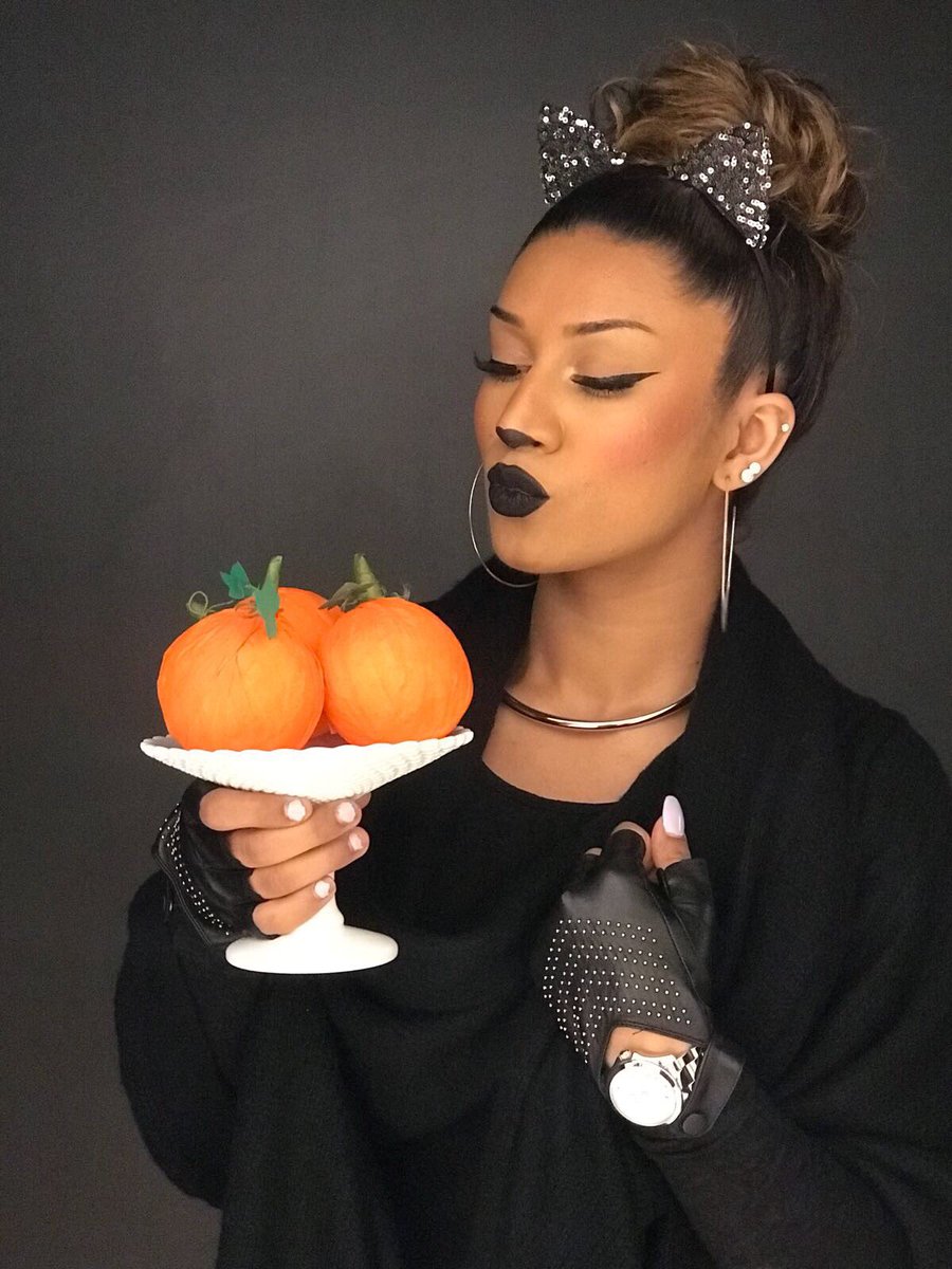 Happy Halloween 🎃 👻 #NordstromOTT #halloween