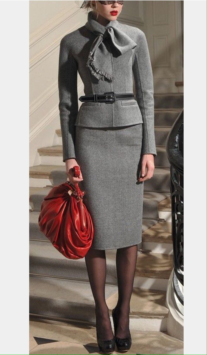 Room_624's tweet photo. We are feeling GREY today - in a very good way! ☺️🌚
.
.
.
.
.
.
#Grey #BeGrey #Feelinggood #OOTD #Style #Room624Fashion #Style https://t.co/BQFdK7qLic