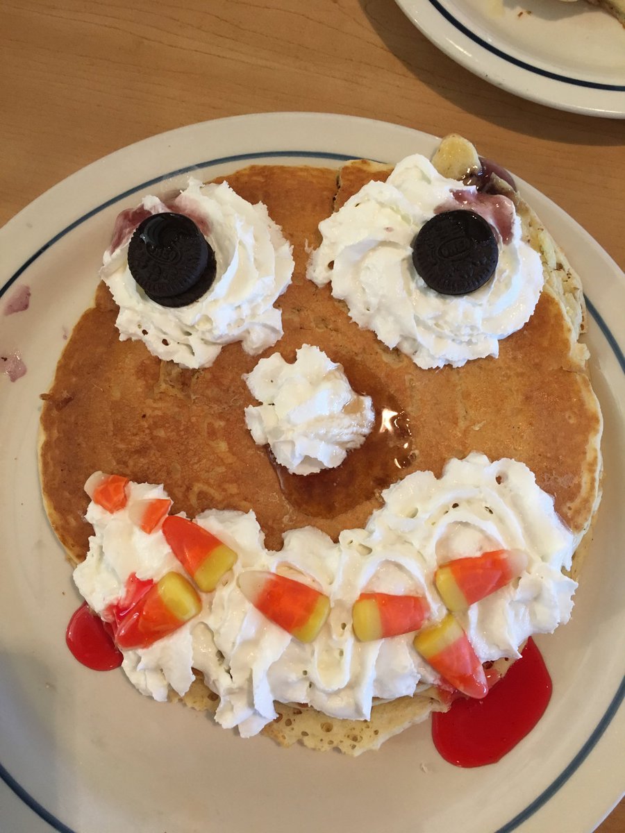 torpeydavid's tweet photo. #ScaryFacePancake #Entry https://t.co/G36CdNWhuy