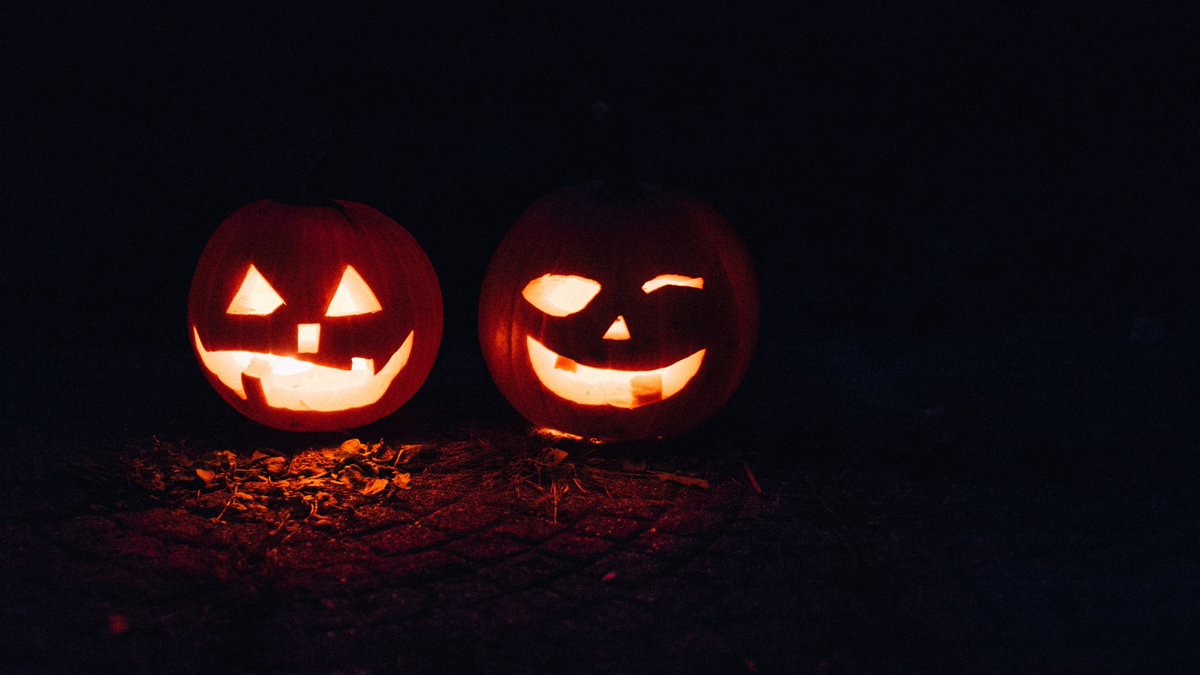 diegams's tweet photo. Happy Halloween! Wir wรผnschen euch einen gruseligen, furchterregenden Abend mit viel Spaร und schรถne Feiertage. #diegams #Halloween2017 https://t.co/PGXDy0WWrW