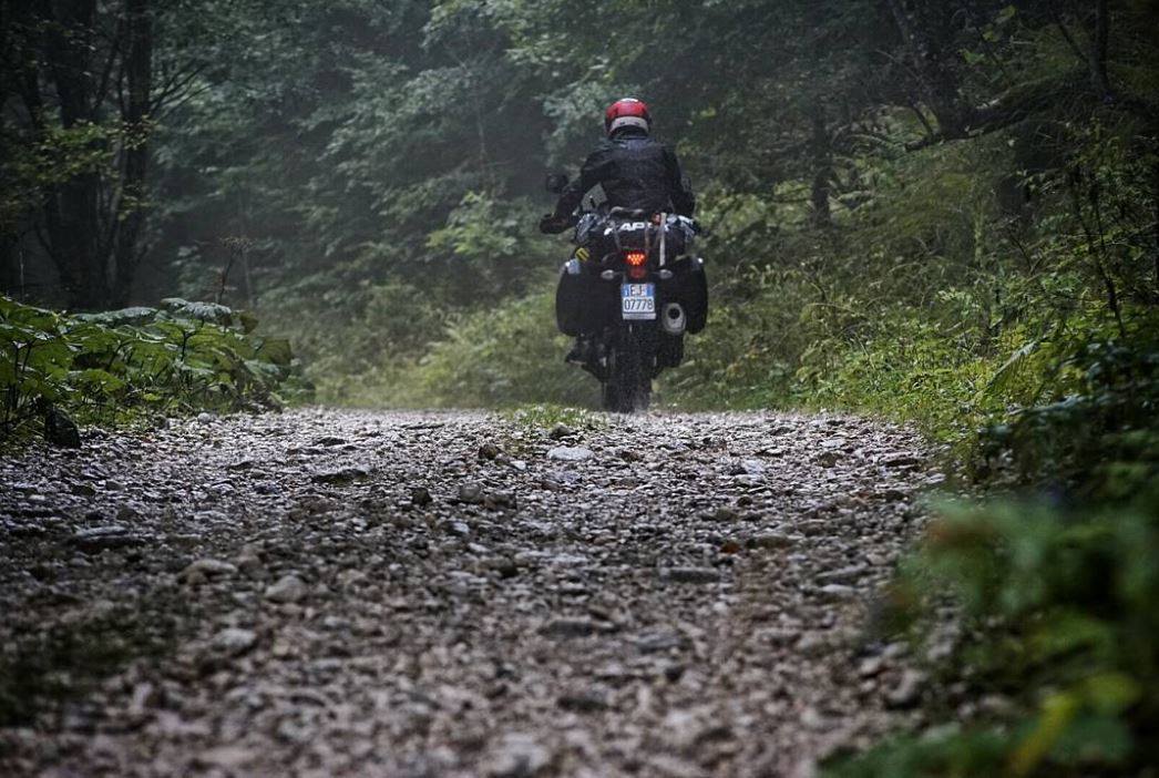 Kappamoto1's tweet photo. New landscapes are just waiting to be discovered
Jump on your motorbike and enjoy your adventures
#Kappamoto #motoevolution
Ph: Totò Le Motò https://t.co/FvZPlE9ZvG