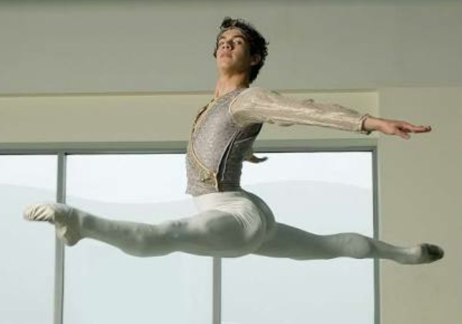 viborildasigue's tweet photo. Da RTsi quieres ver a @IsaacHdezF ,TamaraRojo  @Pilobolus y varias estrellas + en el @Conjuntodeartes .
Ganador1NOV https://t.co/T2mrIlIQ8G