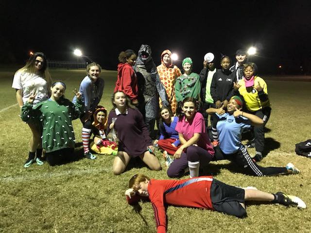 LibertySocClub's tweet photo. Happy Halloween! Our 18U girls had some amazing costumes at practice last night! ⚽️🎃👻⚽️ https://t.co/sistHIsLTF