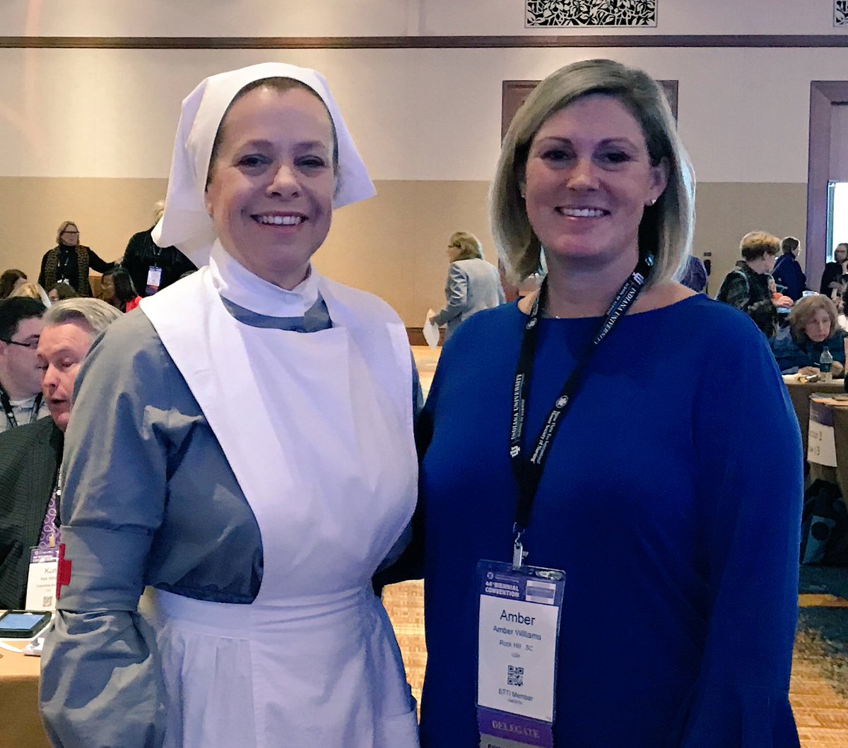 STTI_AlphaXi's tweet photo. Isn’t she cool! #Stticonv17 https://t.co/RXxW6XtHEa