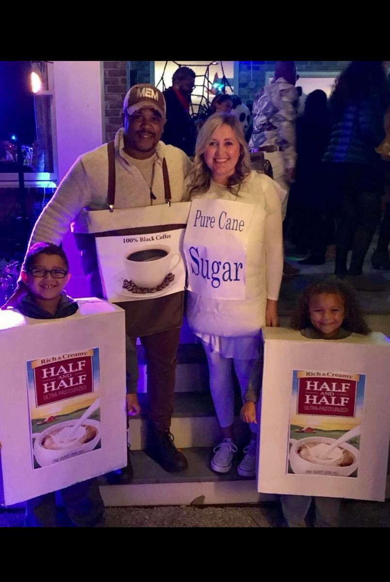 DylanWheeler_'s tweet photo. I almost spit my drink out when I saw this!😂 https://t.co/miicPklb9t