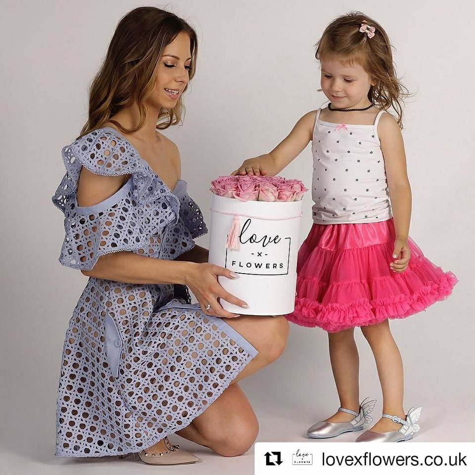 Huddle Studios (@huddlestudios) on Twitter photo Lovexflowers.co.uk and their beautiful photoshoot at <a href="/HuddleStudios/">Huddle Studios</a>! ♥️
#photography #studio #london Lovexflowers.co.uk and their beautiful photoshoot at <a href="/HuddleStudios/">Huddle Studios</a>! ♥️
#photography #studio #london