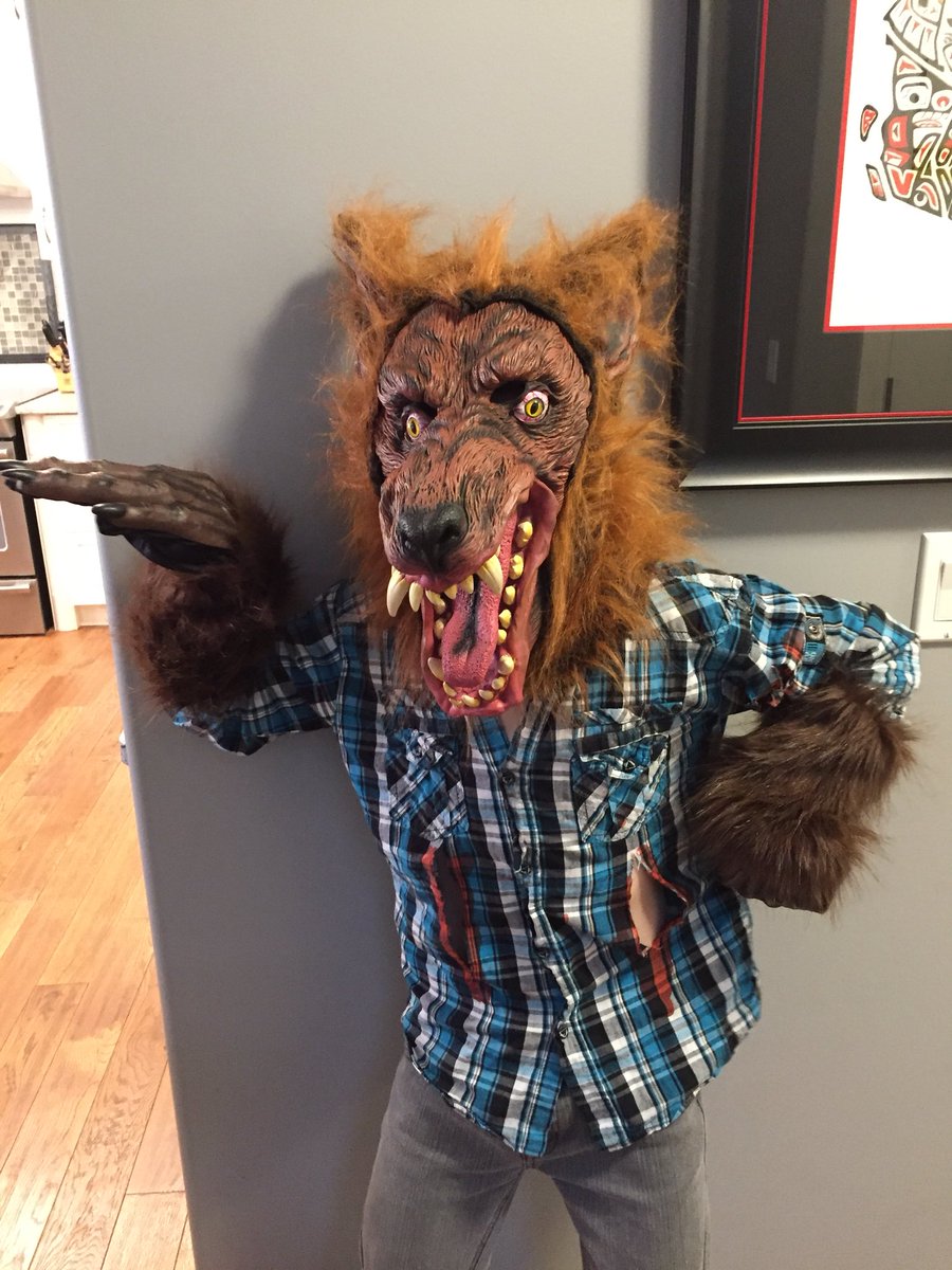 ThainTammy's tweet image. Happy Halloween 🎃 #CreepyFun