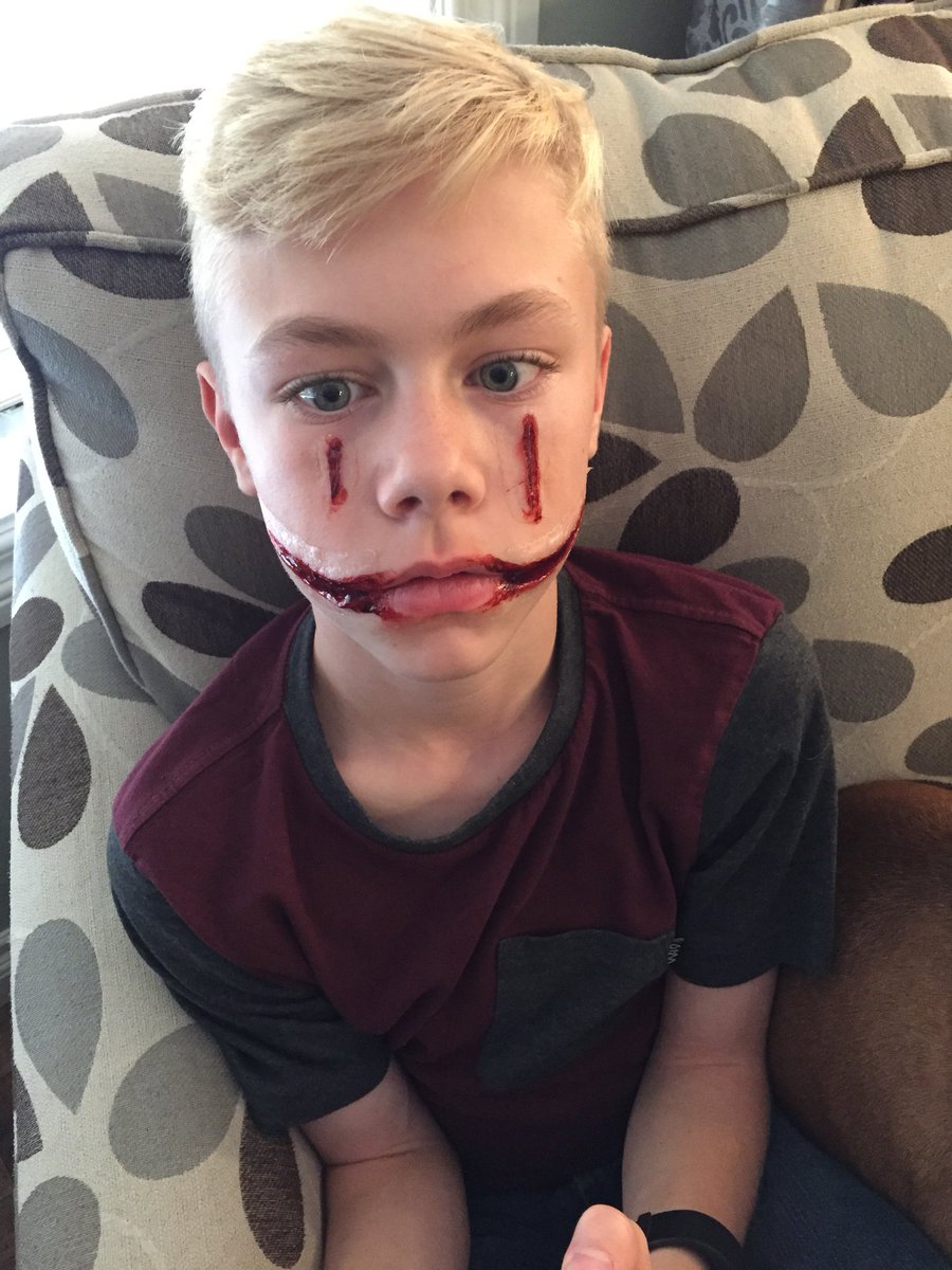 ThainTammy's tweet image. Happy Halloween 🎃 #CreepyFun