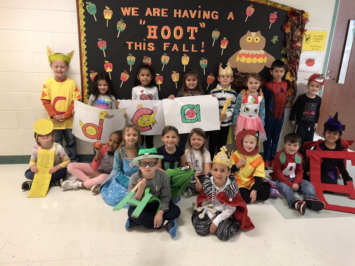 Happy Halloween 👻🎃 <a href="/DixonRoadElem/">DixonRoadDragonflies</a>