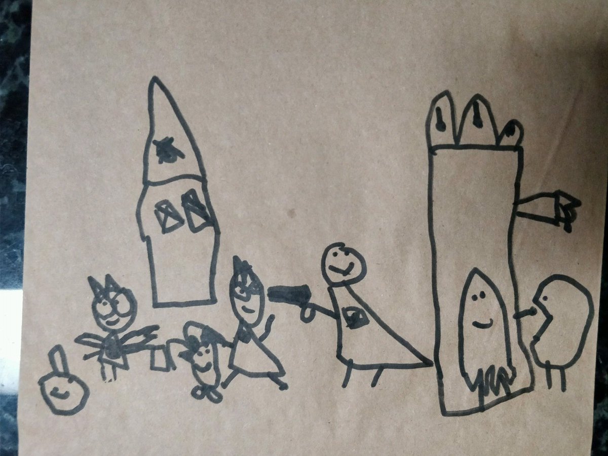 urbaby12's tweet photo. Today's snack bag picture is trick or treating with two bat girls... One of them is me! https://t.co/zBCAcJTvn7