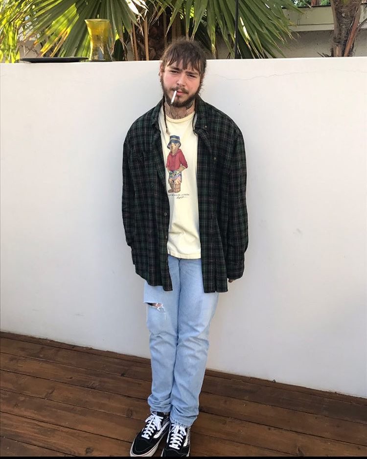 KaylynnBates's tweet photo. Happy Halloween @PostMalone https://t.co/g4DThIGcF4