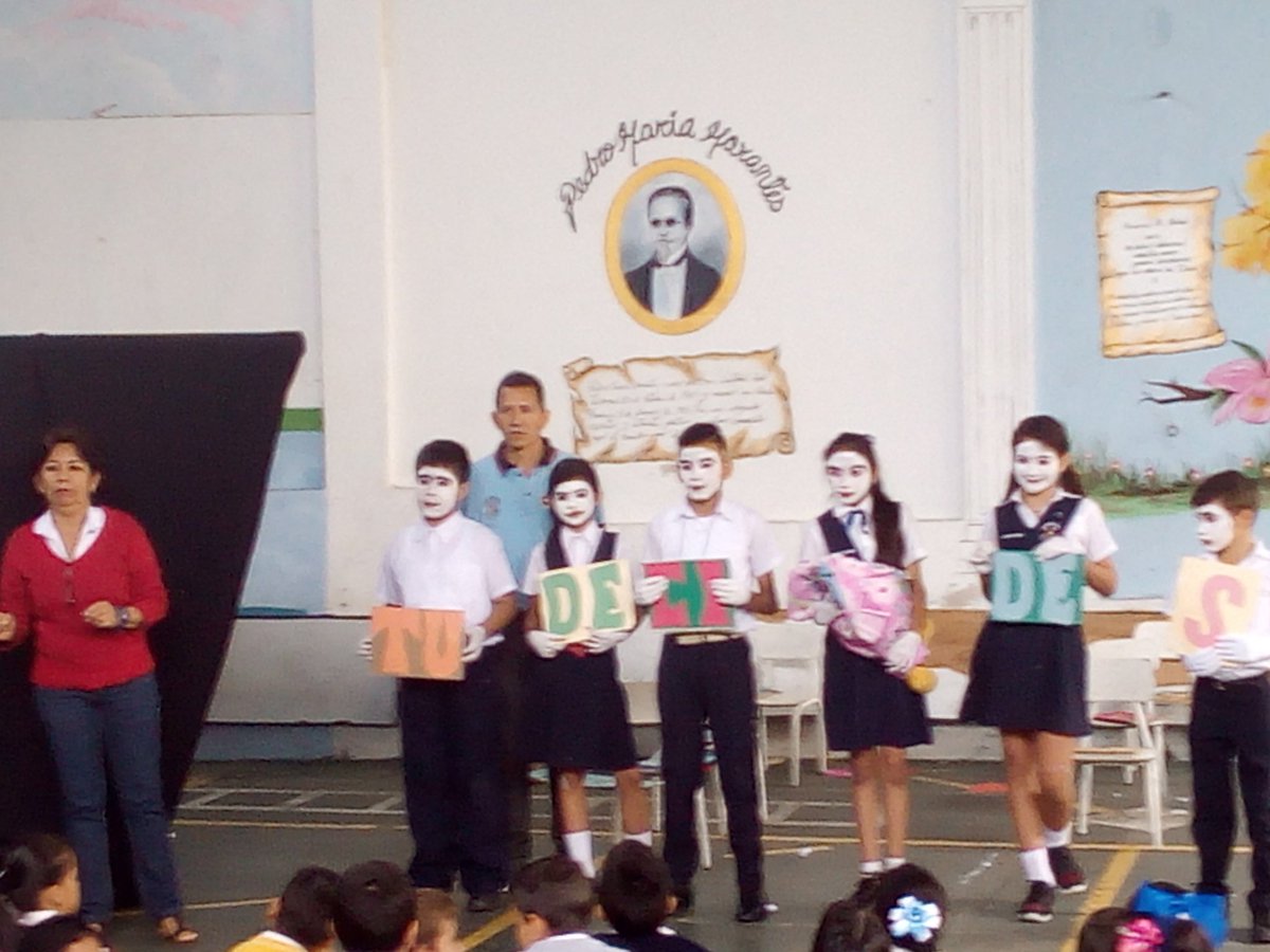 RosaInsParada1's tweet photo. Obra con mimos: prevención del embarazo, escuela bolivariana Pedro María Morantes Municipio San Cristóbal @charlychaves @PdeOrientacion https://t.co/dISgxmCFx4