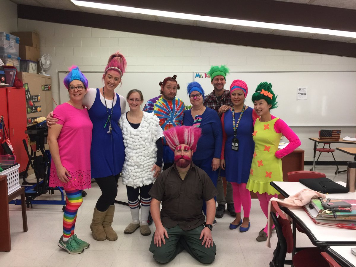 7th grade team Trolls <a href="/nwhuskies/">Northwood Middle School</a> #HappyHalloween #huskypride!