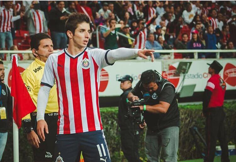 brizuela27_cone's tweet photo. Día de juego 👉🏻⚽️⚪️🔴 https://t.co/s3Vidy3Glo