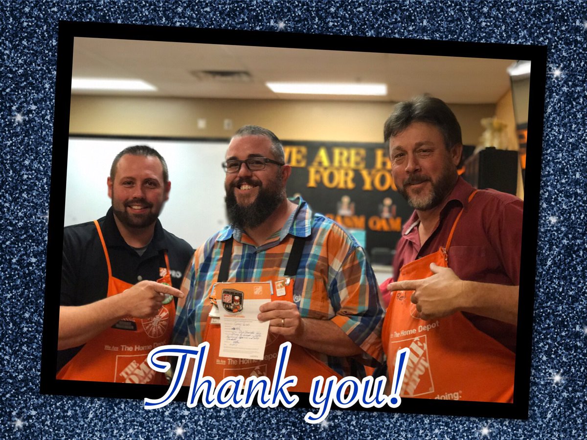 jasonpsmith0's tweet image. 🌳🌲🌳These lumber associates are knocking it out of the park! Flat, fresh &amp;amp; full is their motto!🌳🌲🌳 #BDDSW #SWBEST #StoreStandards