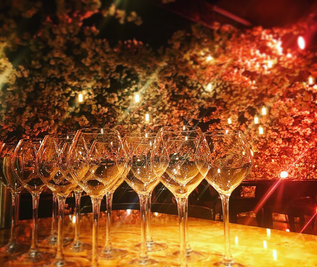 RobCowling10's tweet photo. The simply stunning @TattuRestaurant in #Leeds plays host to @irwinmitchell #futuresnetwork this evening #speednetworking #blindtasting https://t.co/jIYkRAkDne