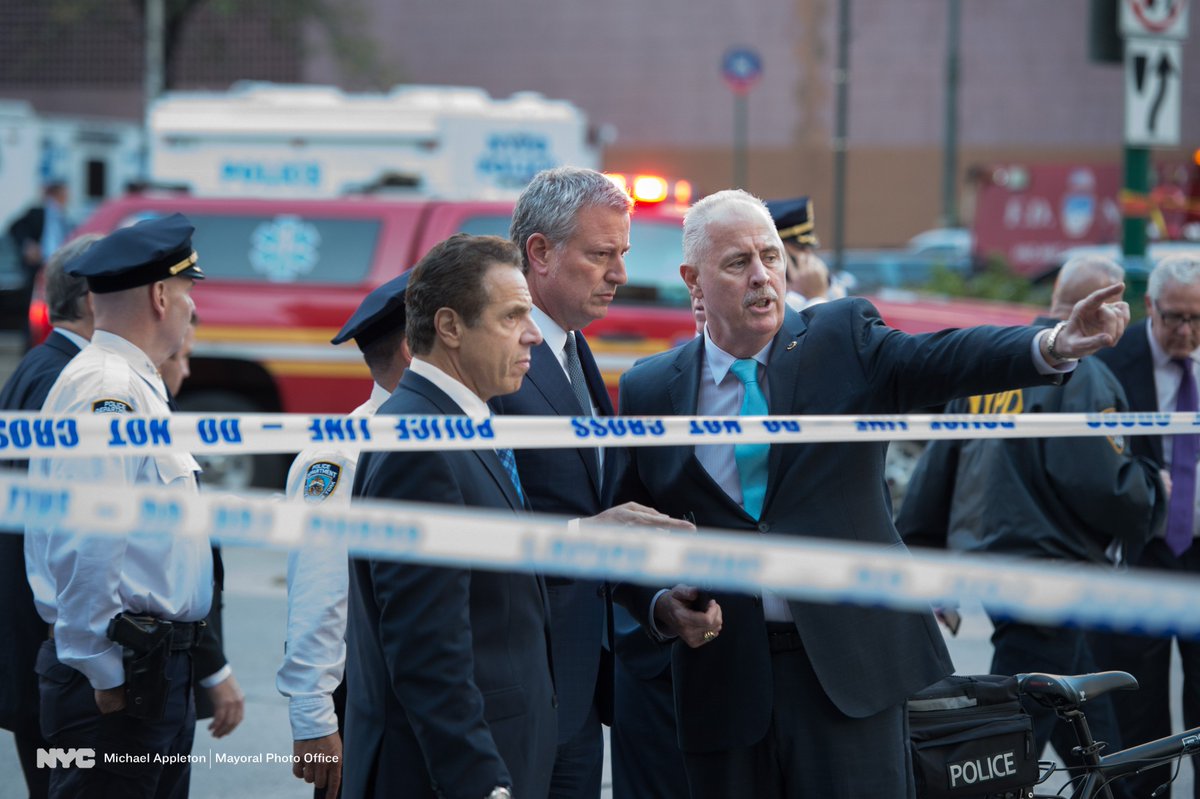 nycgov's tweet photo. Thank you to the NYPD, FDNY and all of our first responders for their quick action in Lower Manhattan today. https://t.co/VvBukoFN8u