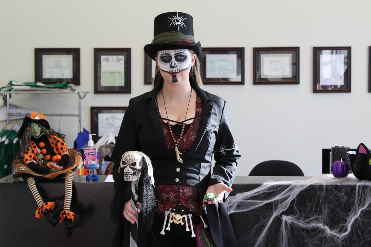 protectcontrols's tweet photo. We have our winner! Awesome costume Magen! https://t.co/xmaNEGhXOP