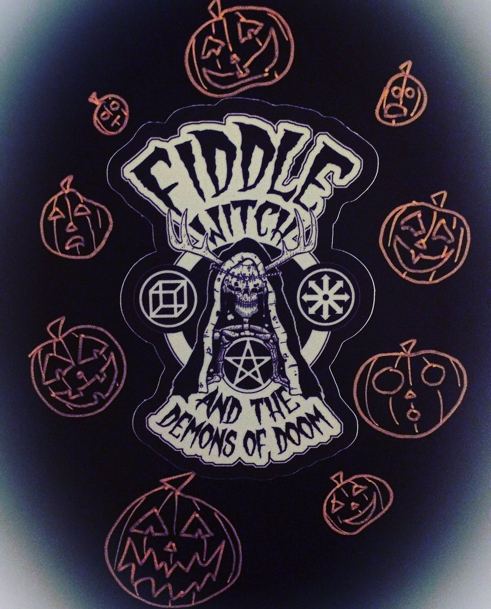 Happy Halloween all you ghouls...love, Fiddle Witch