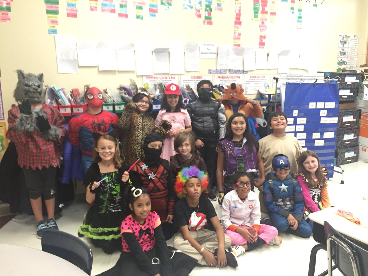 MrsOBrienLP's tweet photo. Happy Halloween from 4th Grade🎃👻 https://t.co/mU7xTVtQK0
