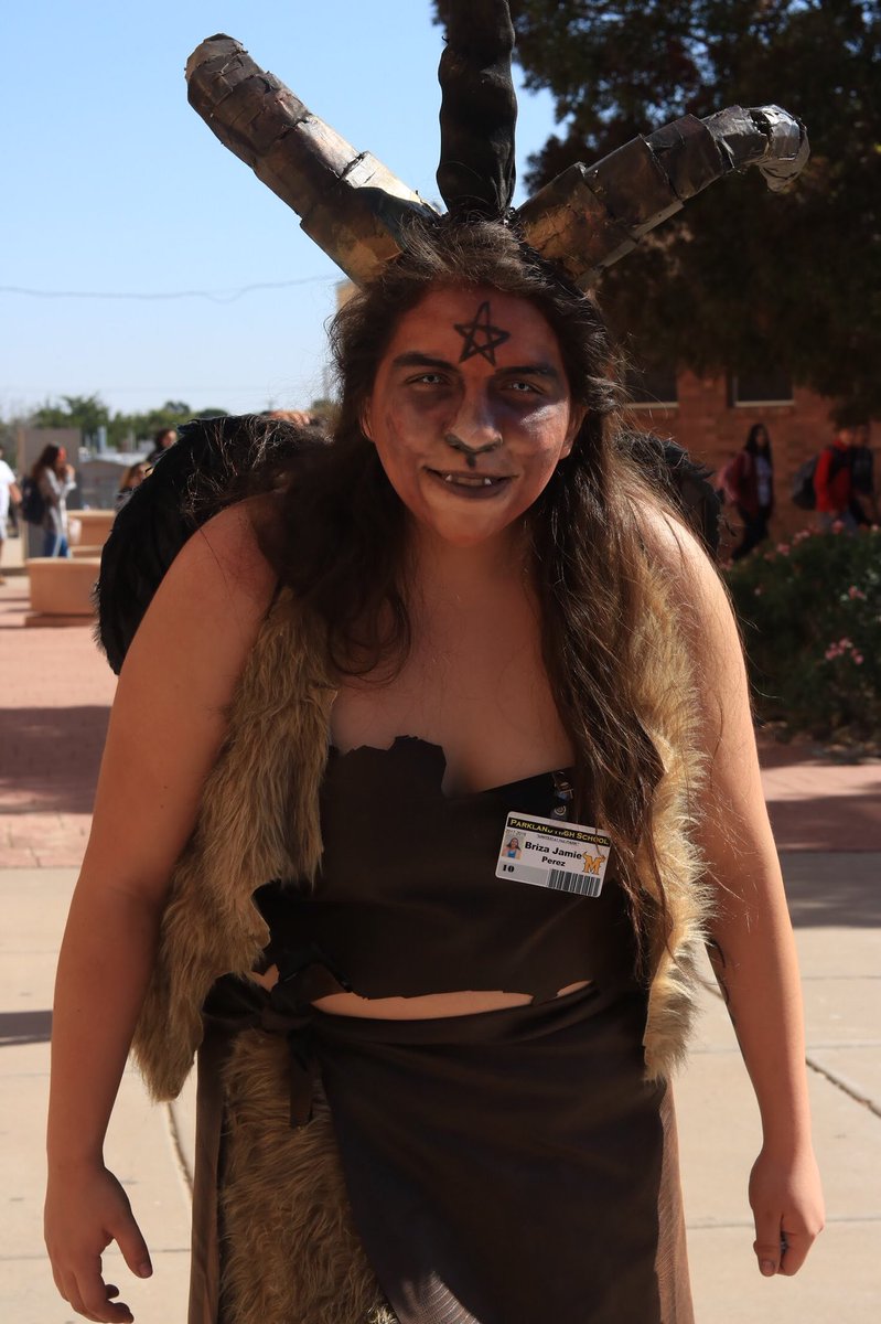 MatadorMediaPHS's tweet photo. Our results for the contest: 
3rd Place- Adina Hernandez
2nd Place- Valeria Porras and Sebastian Glaser 
1st Place- Briza Perez https://t.co/uMC42OdCkG