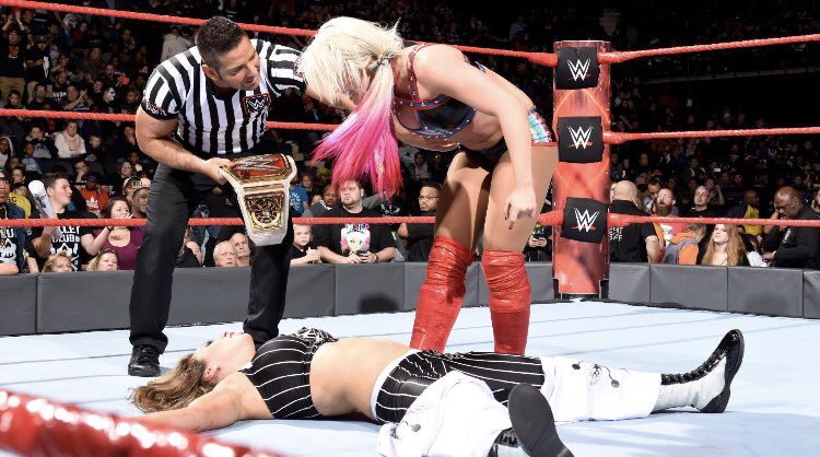 RashSovereign's tweet photo. @ActuaIWWE @ActuaIUniverse @RedefiningAnEra – lady, just not unrealistically big.
It's the same old story, someone thinks that they have a chance at dethroning me, with them comes – https://t.co/AzSu8DokE3