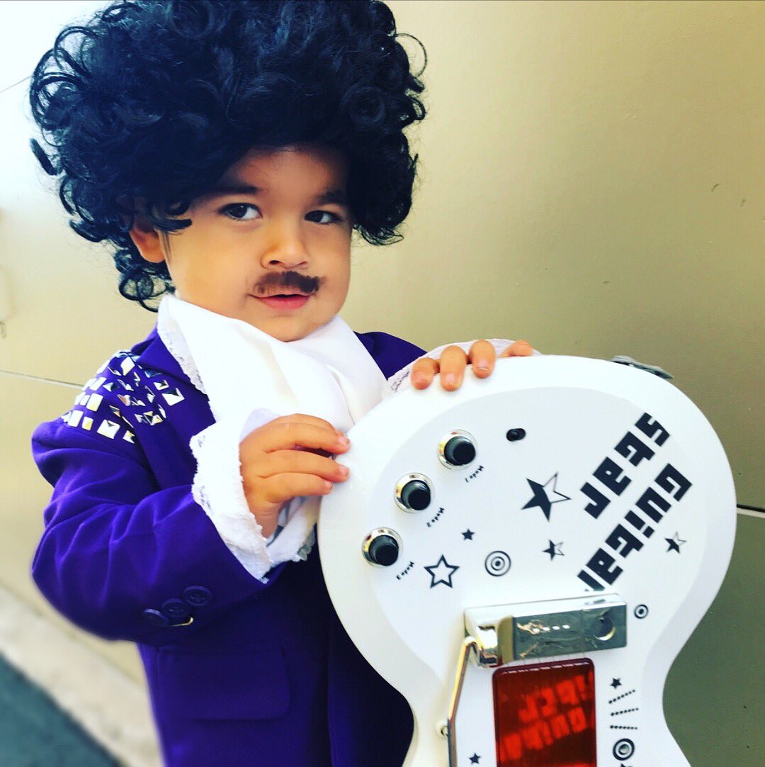 suzykq5's tweet photo. #Mini-Prince #PrinceJr #PurpleCuteness #ohbaby Grandson has BEST Costume Designer - his mom. @jkull5 #HappyHalloween2017 @ABC @GMA https://t.co/Po9odwbqXq