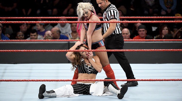 RashSovereign's tweet photo. @ActuaIWWE @ActuaIUniverse @RedefiningAnEra – learn that she can't ever defeat a goddess. She was fortunate enough to be in the same ring as me but that was about it. Dream big, old – https://t.co/V76FPqGxPs
