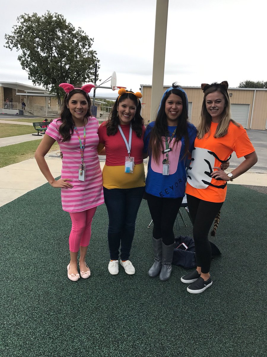 bcoxcounselor's tweet photo. 1st grade teachers know how to have fun! Happy Halloween! https://t.co/qJoKhdvMYy