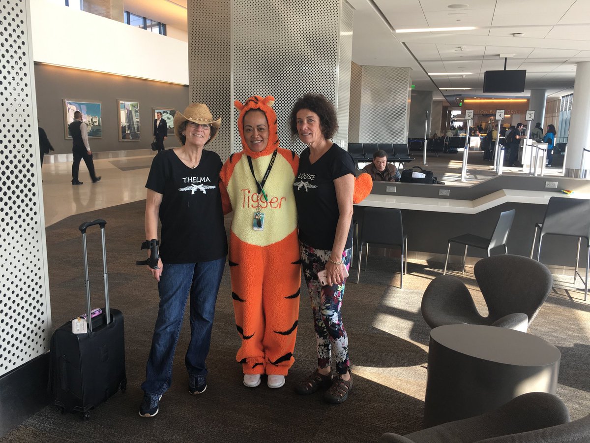 LoLoSFO17's tweet photo. Pax Thelma &amp; Louise stopped to take a photo with SFO's Tigger #beingunited #weareunited #unitedSFO https://t.co/lB3VmoyYe4