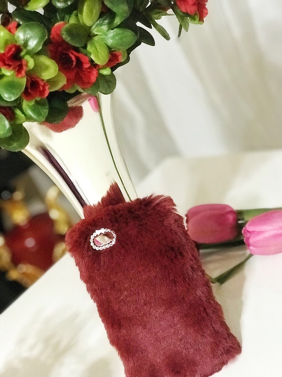 oymsisters's tweet photo. Bordo  peluş taş detaylı Iphone 6 Plus telefon kılıfı 50 TL 
#Iphone6 #Iphone6plus #Iphone7 #Iphone7plus #ceptelefonu #kilif #gri https://t.co/LxcmGEx8k8
