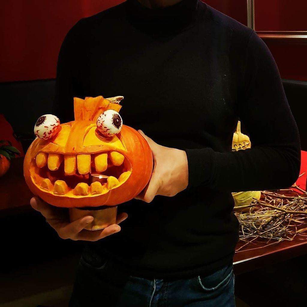 gotoguymiami's tweet photo. Trick or treating? Всем happy halloween!
#Хеллоуин #тыква #аттракционы #skyproduction.ru #шоурепост https://t.co/Z1jVSSzmEu https://t.co/WMrVNj3zRt