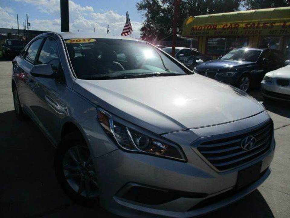 MOTORCARSALES's tweet photo. #CarrosUsados Estás en Orlando y buscas un Hyundai?,ven a MOTOR CAR SALES o llama cuando revises nuestro inventario https://t.co/zcktZii6V9 https://t.co/HnBM3LCoLx