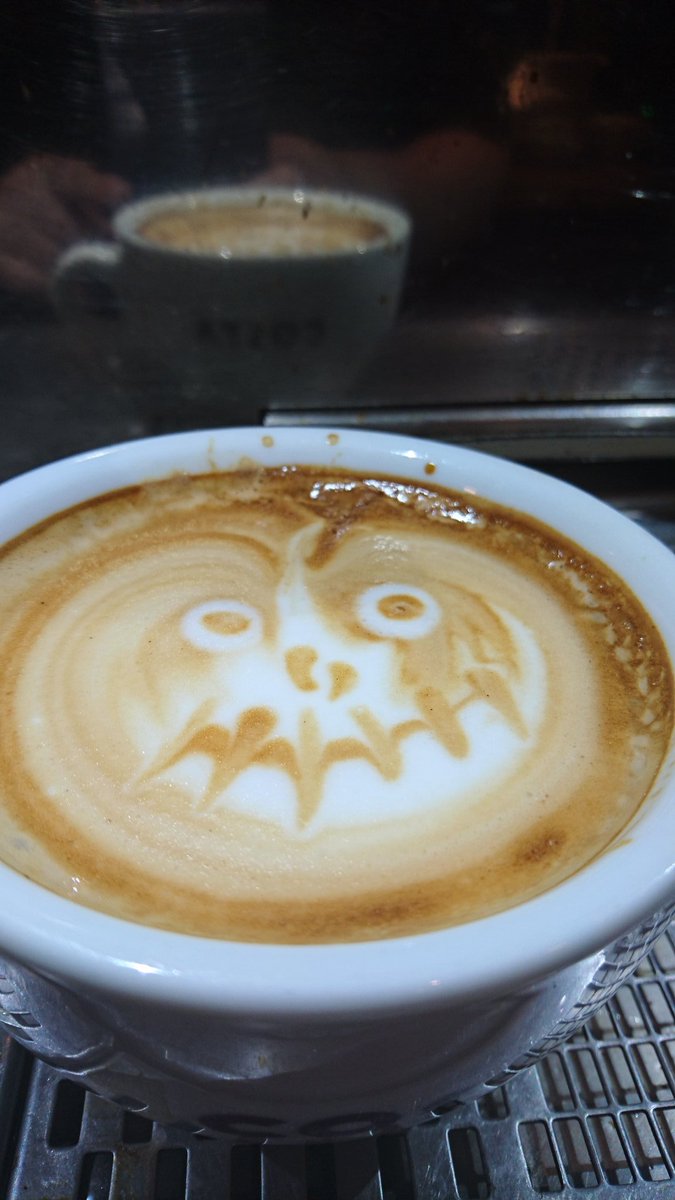 Happy Halloween <a href="/VikiHahn84/">Viki Hahn</a> <a href="/PI_gatwicknorth/">PI GatwickNorth</a> <a href="/CostaCoffee/">Costa Coffee</a> <a href="/shantanu_tare/">Shantanu Tare</a> <a href="/CDeSantana/">Wilson De Santana</a> <a href="/placemadebyyou/">A Place Made By You</a> @LauraL_FnB <a href="/boty_pter/">Peter B.</a>