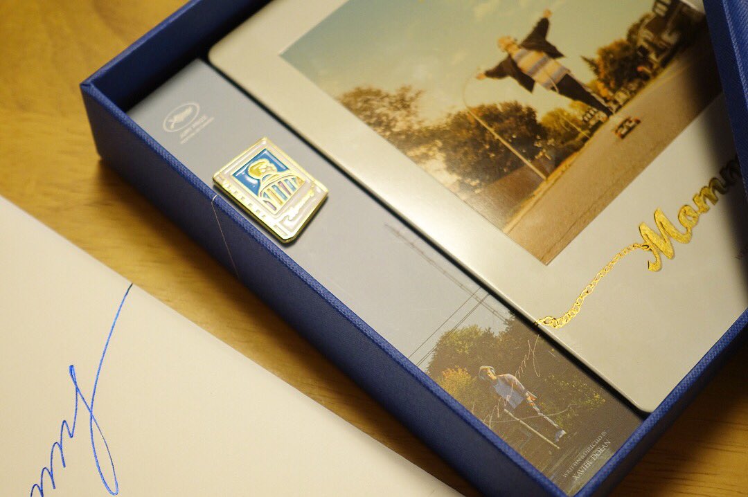 PLAIN ARCHIVE tweet media