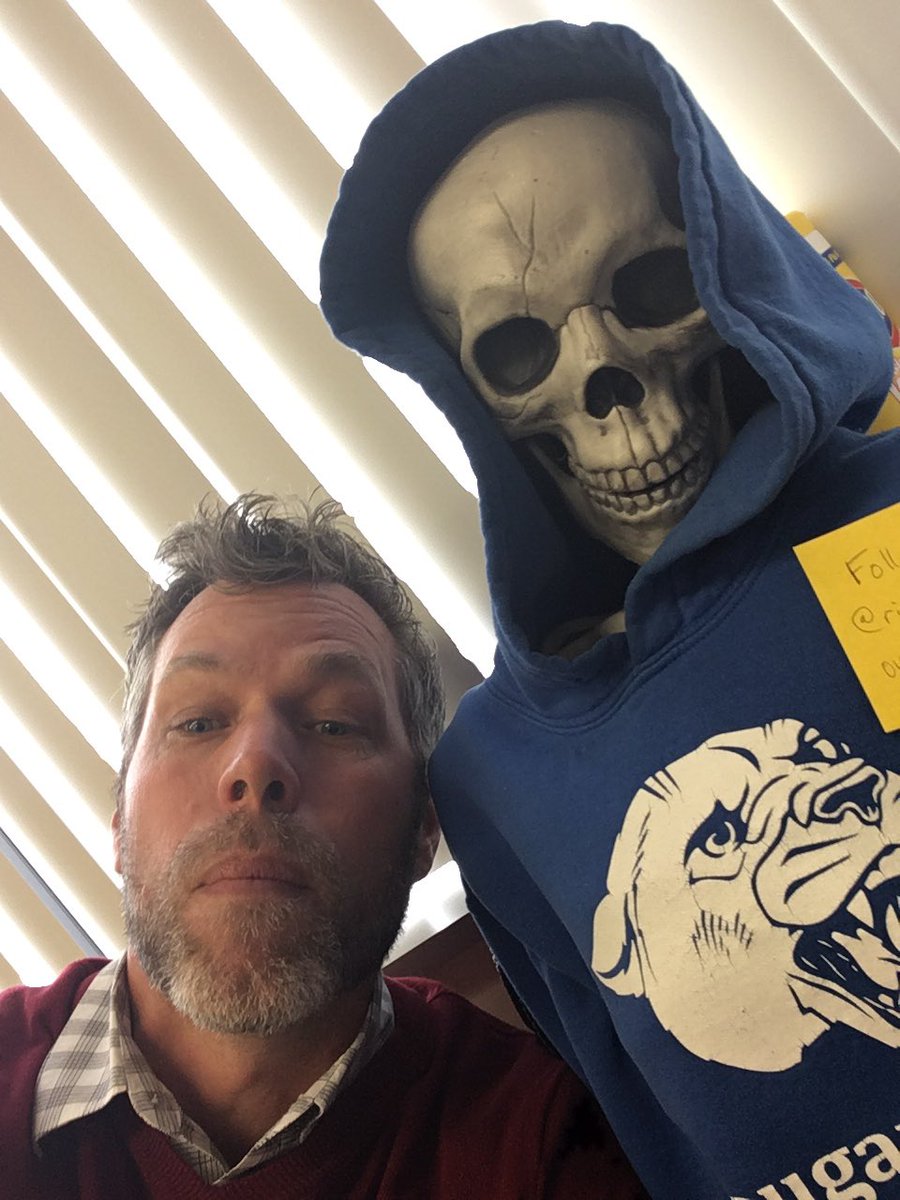 LHSSC_Principal's tweet photo. You never know who you might get to sit next to when visiting classrooms. #happyreformation,#meetrichard. https://t.co/rm2Wq3ZQDy