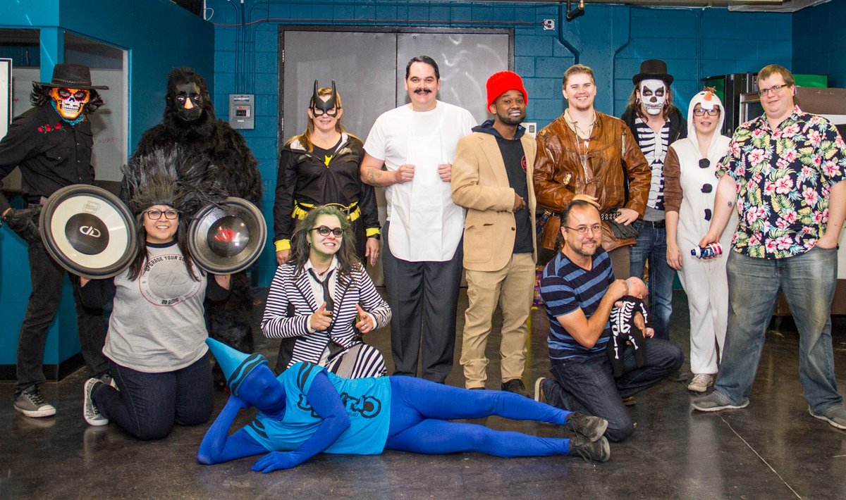 DDAudioForLife's tweet photo. #HappyHalloween - here are some of our halloween costumes this year. https://t.co/kyeanBN3ql