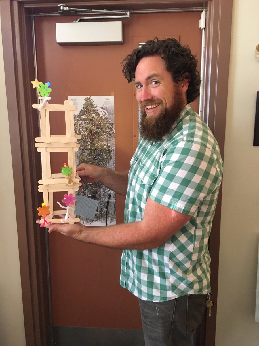 wcountycharter's tweet photo. WCC Maker teacher Mr. Boylan with his visual representation of what he aims for with students: Structure &amp; exploration.
#westcountycharter https://t.co/F7MVzkptXX