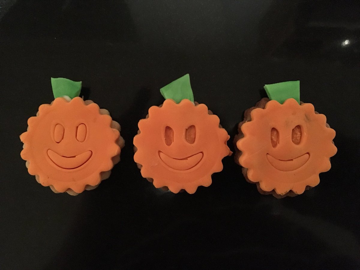 ryedalemumbler's tweet photo. Check out @TheLittleCookCo for great #versatile #cookiecutters Sold online &amp; at @tinytotsmalton #trickortreat #HappyHalloween2017 #fun4kids https://t.co/xDleS1Eovp