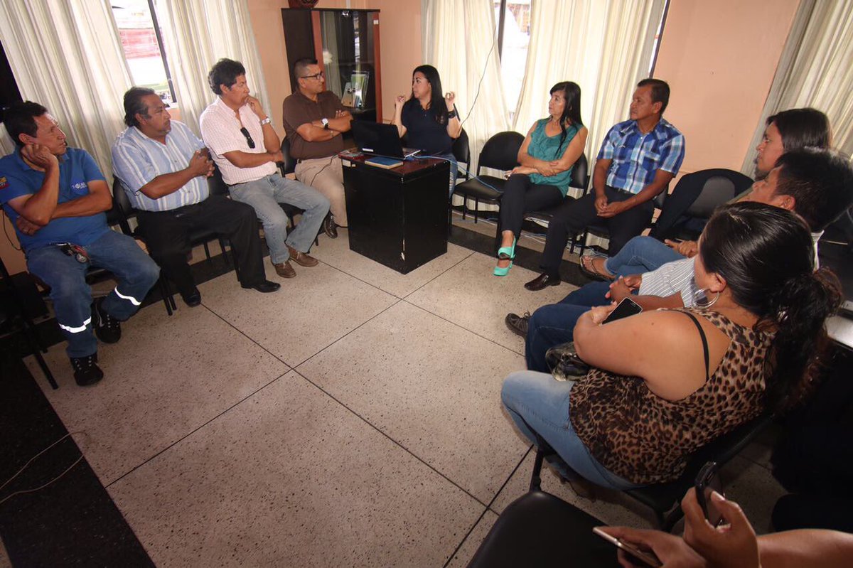 Sandrigb's tweet photo. Dirigentes de Napo y Pastaza , planificando estrategias para la #ConsultaPopular @Lenin @MCarvajal_A @PoliticaEc @EuplLoja https://t.co/Ly58bsuCe3