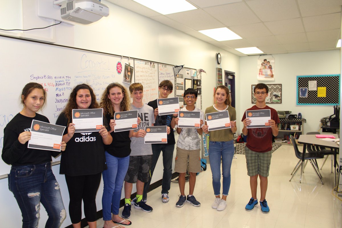 RMSMsDelgado's tweet photo. Congratulations earning your #MOSWord 2016 Certification! #GetCertified #RandallMS @HCPSRandallMS @HCPSCTAE @MawhinneyClaire @Office https://t.co/XJNGWE9yag