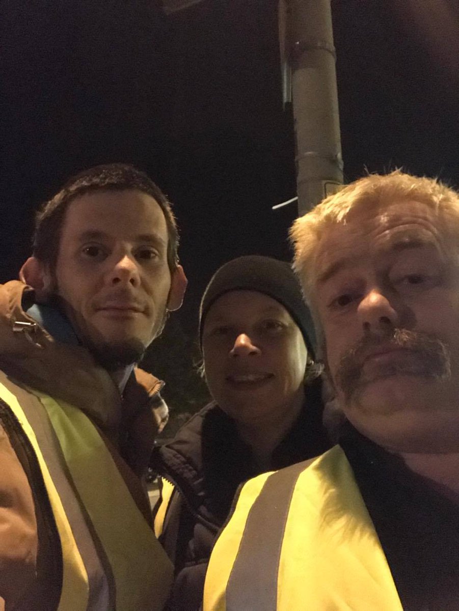 Communityrange1's tweet photo. Rangers are out if u see us come an say hi 👋👋 #Halloween #safercommunity @GlosCityPolice @parentsofmatson @matson_gateway @Together_Matson https://t.co/G37tAOIEKz